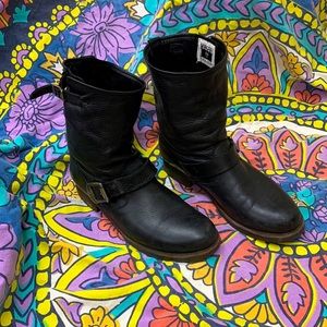 Black Frye Boots